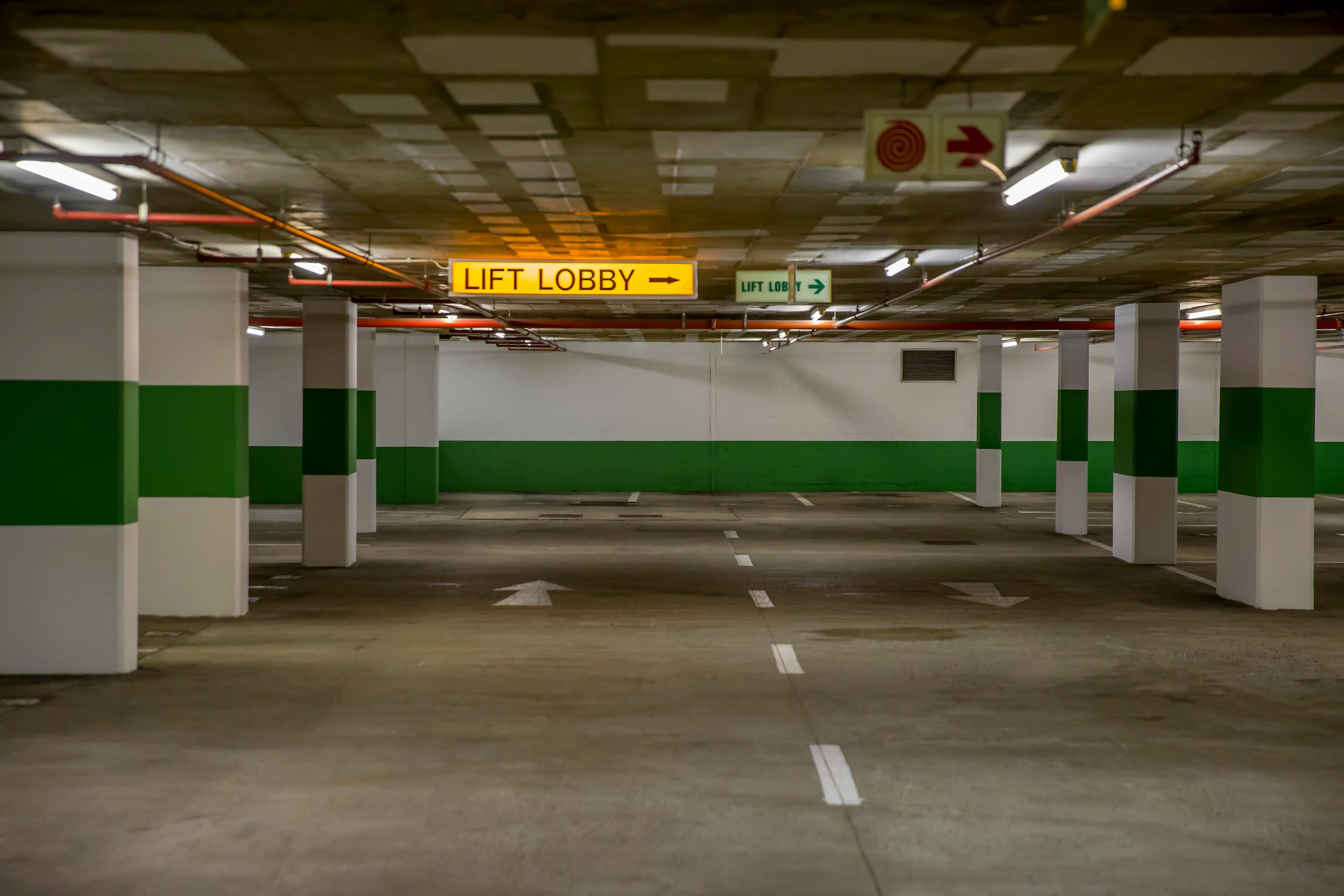 Parking garage